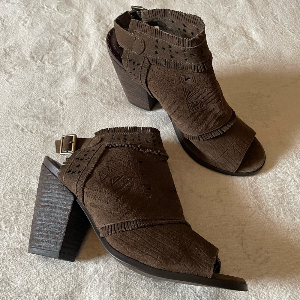 Naughty Monkey Leather Heels